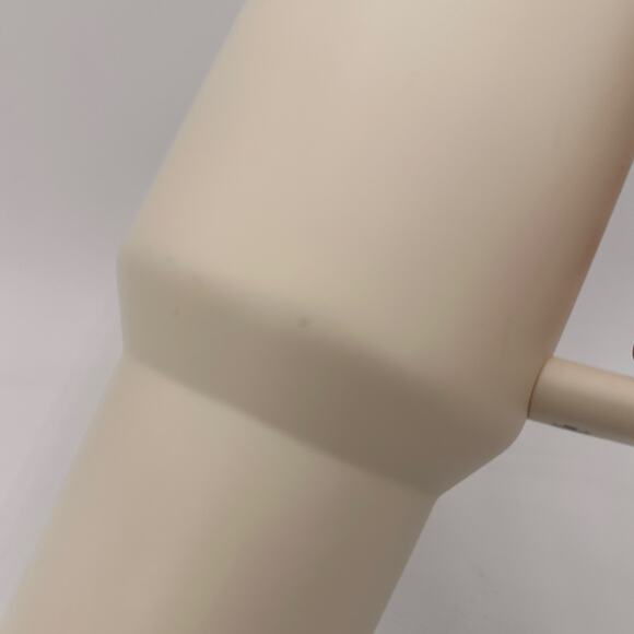 Stanley Cream The Quensher H2.0 The Flowstate 40 oz Tumbler NWOT - Picture 8 of 9